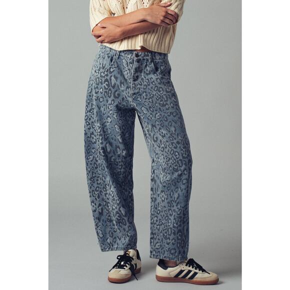 Urban Daizy Leopard Print Relaxed Straight Denim Pants - Picture 1 of 15